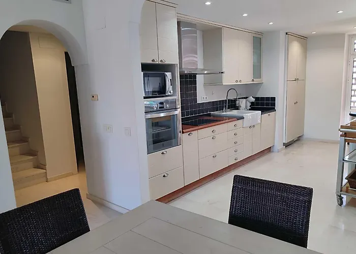 Cartuja Del Golf * Эстепона